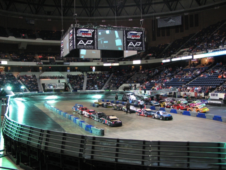 Arena racing